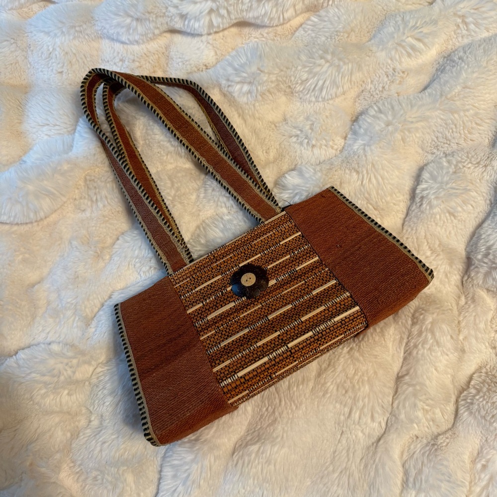 Elegant Brown Retro Woven Women's Bag